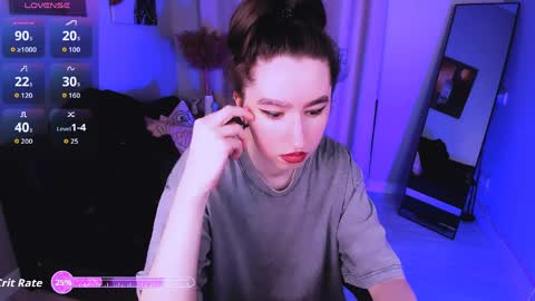 LILY online show from April 2, 7:15 am