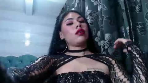 lilyjamesx online show from February 28, 9:23 pm