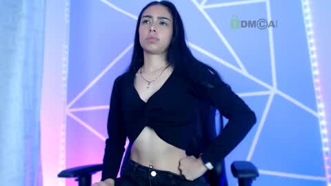 Liliana louise online show from January 10, 1:52 pm