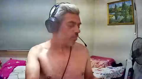 lilylovelyman50 online show from June 29, 4:39 pm