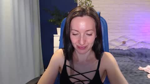 Snapshot of lilymellow chatting on September 19, 6:28 am Lily online show from September 19, 6:28 am