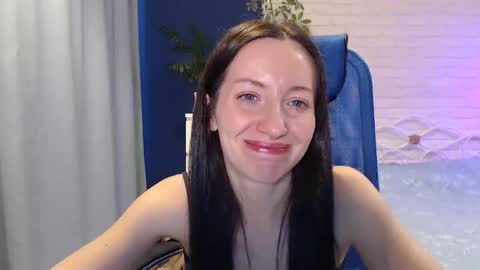 Snapshot of lilymellow chatting on September 14, 9:44 am Lily online show from September 14, 9:44 am