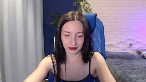Snapshot of lilymellow chatting on October 4, 11:08 am Lily online show from October 4, 11:08 am