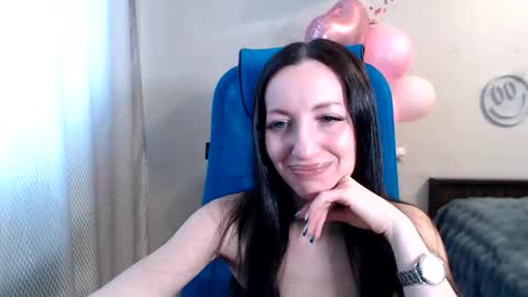 Snapshot of lilymellow chatting on January 24, 7:08 am Lily online show from January 24, 7:08 am