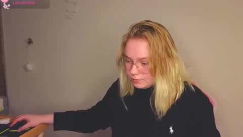 lime cat online show from November 15, 2:24 am