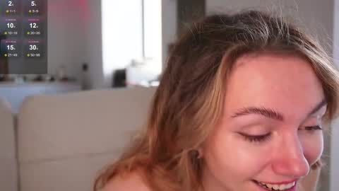 Snapshot of limy_sweet chatting on February 25, 9:31 am limy_sweet online show from February 25, 9:31 am