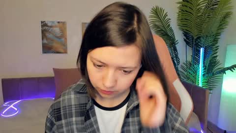 Snapshot of lina_brownie chatting on February 3, 2:36 am Lina online show from February 3, 2:36 am