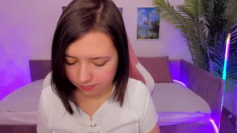 Snapshot of lina_brownie chatting on February 22, 4:51 am Lina online show from February 22, 4:51 am