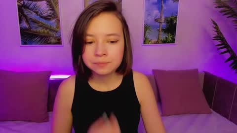 Snapshot of lina_brownie chatting on January 19, 2:15 am Lina online show from January 19, 2:15 am