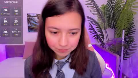 Snapshot of lina_brownie chatting on October 7, 2:29 am Lina online show from October 7, 2:29 am