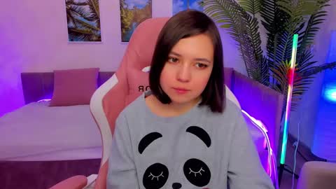 Snapshot of lina_brownie chatting on February 12, 2:03 am Lina online show from February 12, 2:03 am