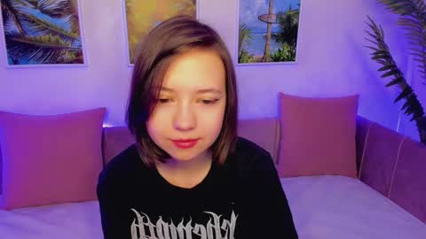 Snapshot of lina_brownie chatting on January 21, 2:11 am Lina online show from January 21, 2:11 am