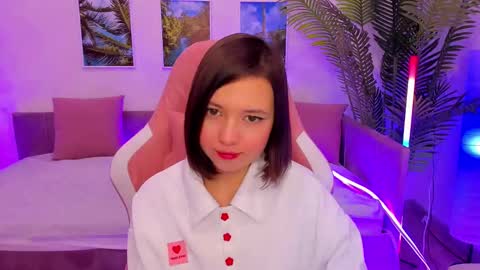 Snapshot of lina_brownie chatting on February 15, 1:53 am Lina online show from February 15, 1:53 am