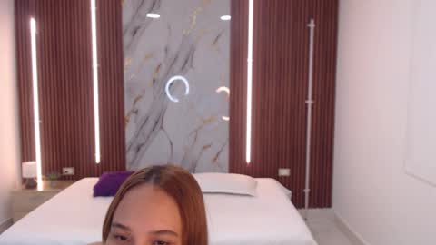 Snapshot of lina_fajardo22 chatting on September 10, 12:17 pm Lina online show from September 10, 12:17 pm