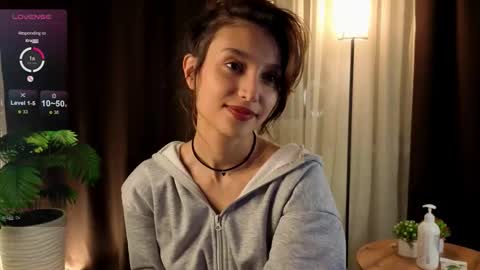 Lina online show from September 25, 5:20 pm