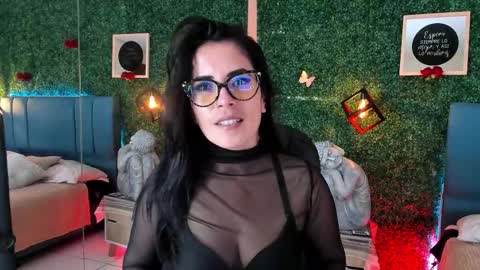 Lina  online show from February 16, 11:30 am