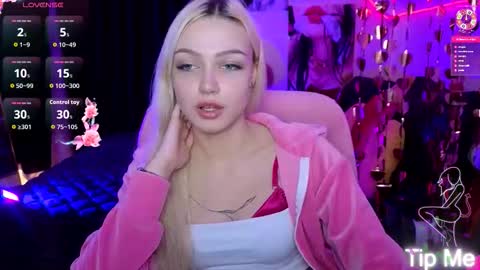 I am Lina online show from February 20, 12:07 pm