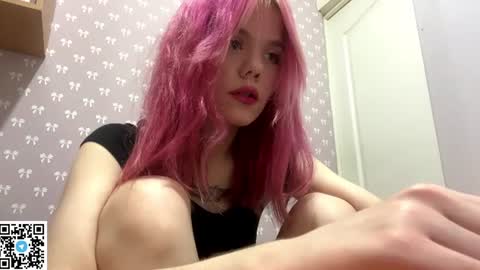 linathecutie online show from July 8, 8:45 pm