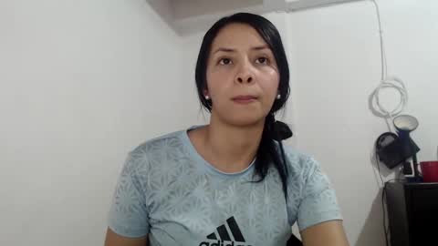 Lina online show from December 2, 2:46 am