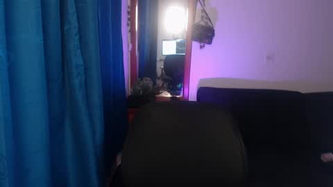 Snapshot of lincy_honeyy chatting on October 7, 7:04 am lincy_honeyy online show from October 7, 7:04 am