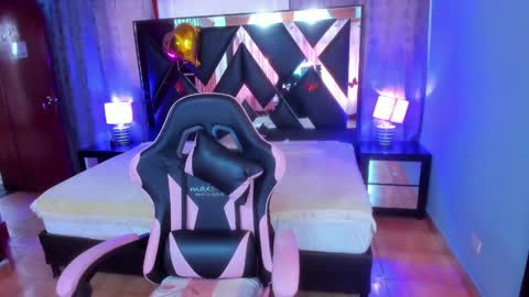  Linda  online show from June 2, 6:43 pm