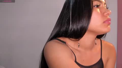 Alana online show from February 3, 2:53 am