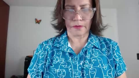 Linda Hanna online show from November 6, 2:31 pm