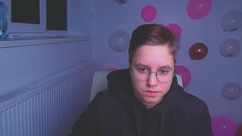 Linda online show from February 12, 8:38 am