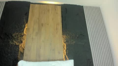 linda_montoya online show from April 15, 12:03 am