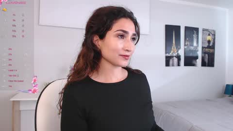 Maria Paula online show from April 13, 12:20 pm