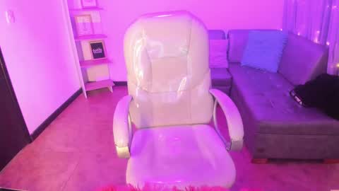 linda miller online show from March 9, 4:27 am