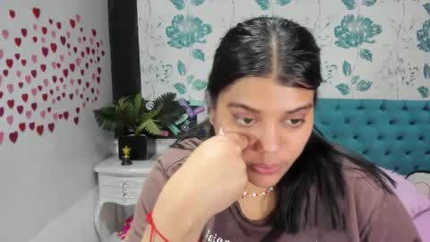    online show from February 25, 8:32 pm