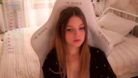 linesssssa online show from February 13, 8:24 pm