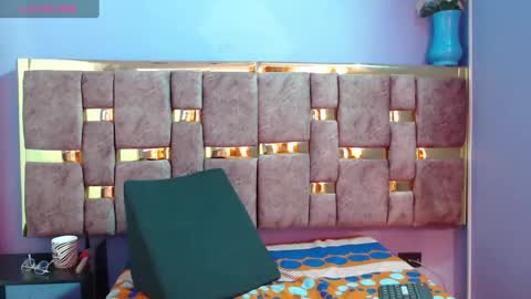 ling ling24 online show from March 5, 8:54 am