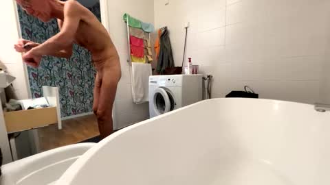 lingonkuk online show from April 28, 4:17 am