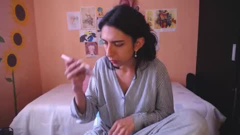 Snapshot of lio_rossue chatting on March 12, 8:31 pm Lio online show from March 12, 8:31 pm