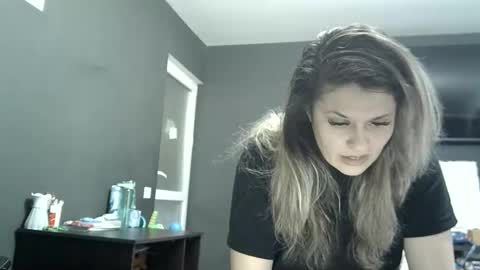 lionessmom online show from April 9, 6:19 am