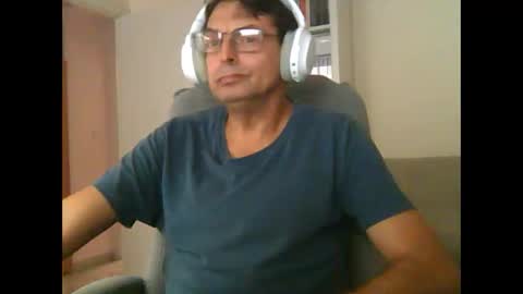 liongr69 online show from October 12, 4:21 pm