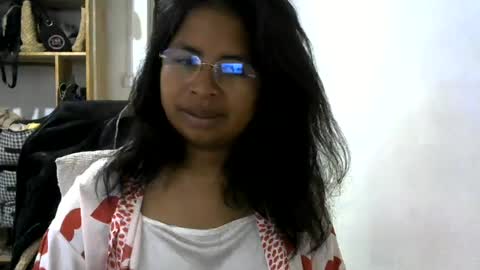 liora online show from July 16, 4:16 am