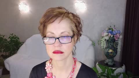 Liora Weiss online show from March 6, 7:29 am