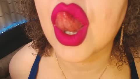 LIpsAddiction online show from February 2, 1:07 pm