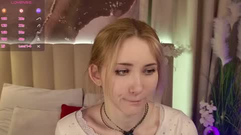 lirakink online show from March 4, 3:58 am