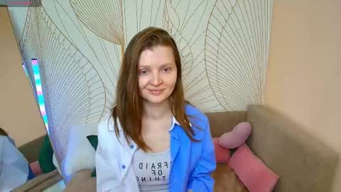 Lisa online show from April 24, 2:02 am