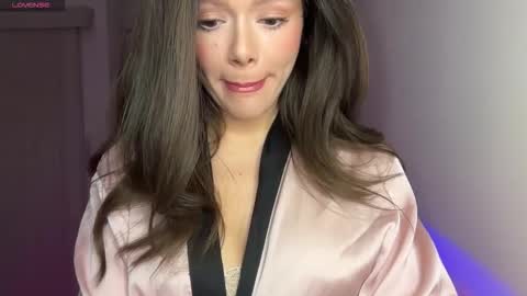 lisa_graham online show from February 11, 4:38 am