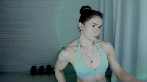 lisa online show from October 3, 4:21 am