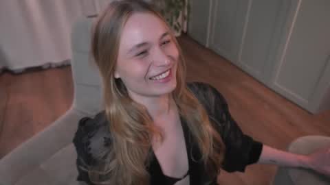 Elisabeth or Lisa online show from January 17, 8:28 pm