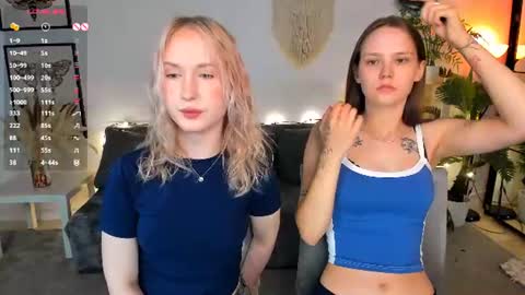 Lisa blonde  Alisa brunette online show from June 21, 4:13 pm