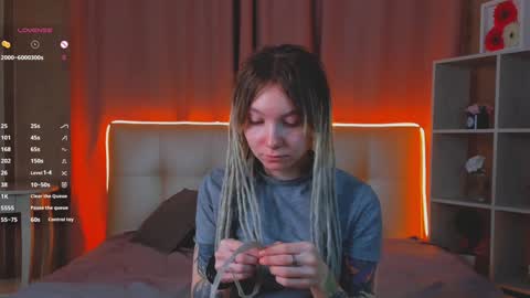 Hello our names are Kate and Alice this is our first day here. online show from January 10, 1:10 am