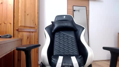 Lisaskybaby online show from January 15, 9:29 am