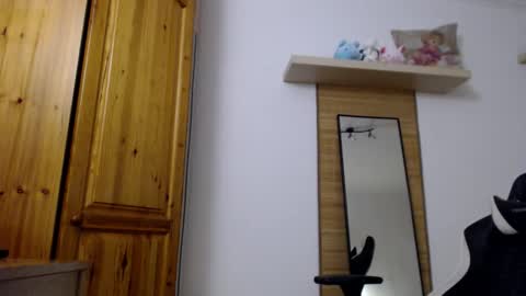 Lisaskybaby online show from March 19, 9:26 am